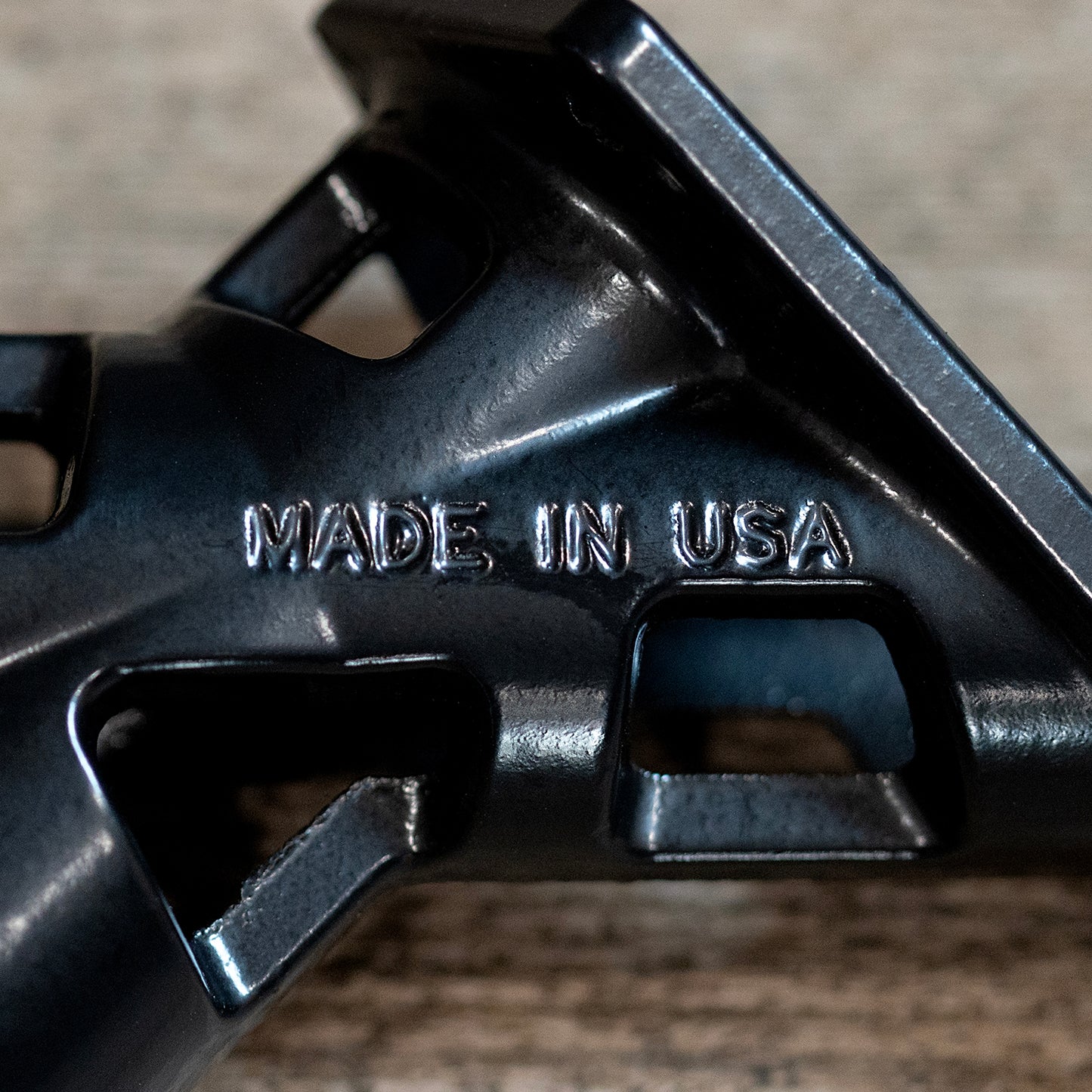 Black Mounting Bracket for 1” Flagpoles