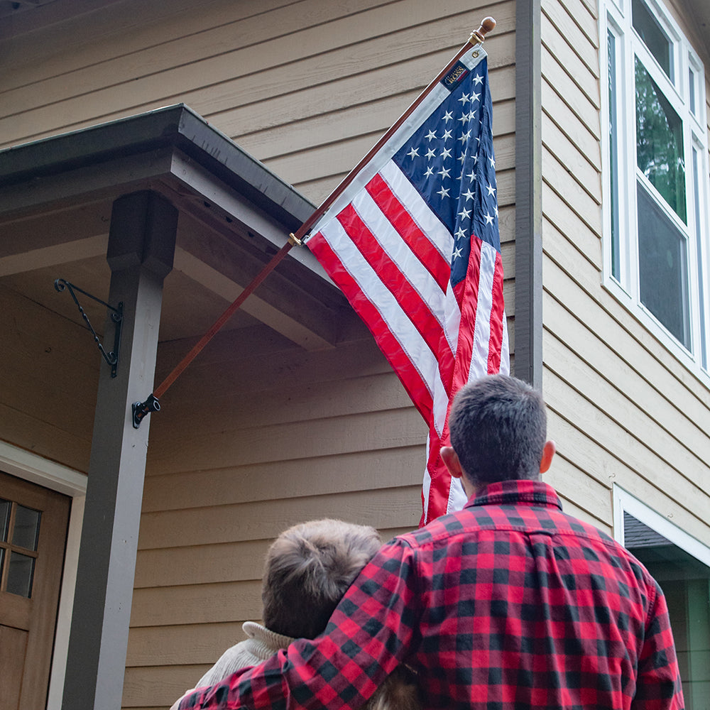 3' x 5' Elizabeth Ross American Flag Kit with Hardwood Pole, 3" Wooden Finial, Spinning Rings, and Mounting Bracket